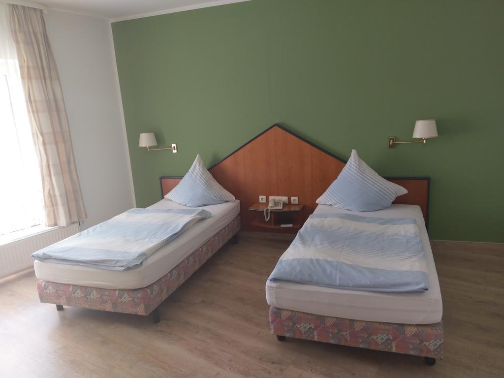 Hotel Elxleben Extérieur photo